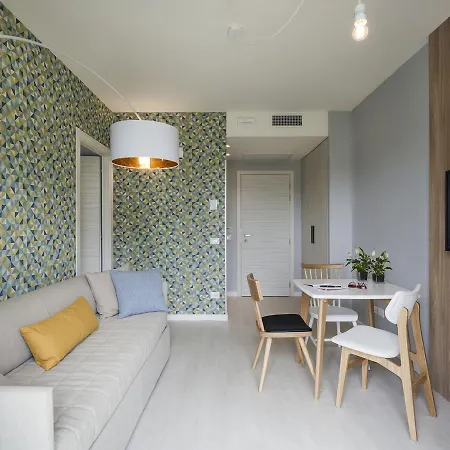 Hatelier Garda Home By Enjoy Garda Hotel Peschiera del Garda Exterior photo